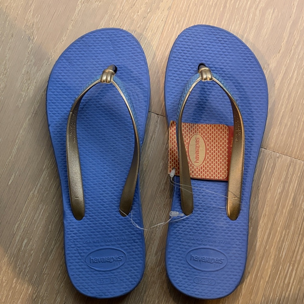 Havaianas Women's Sandals in Blue and Gold - 
Spirit Alfazema -